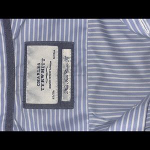 Charles Tyrwhitt Dress Shirt. 16.5/33